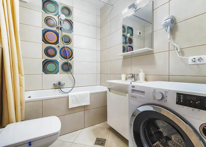 Apartament - Located By The Forest, Near Afi Mall, And Moments Away From The Old Town *